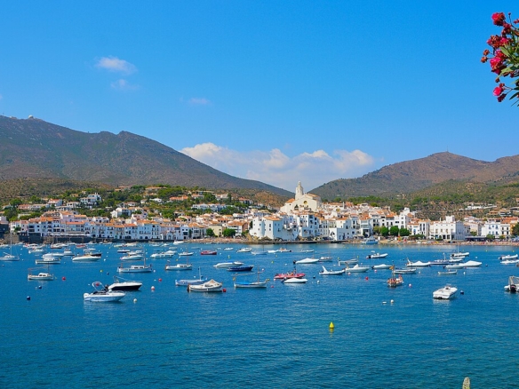 Cadaques Pueblo Marinero