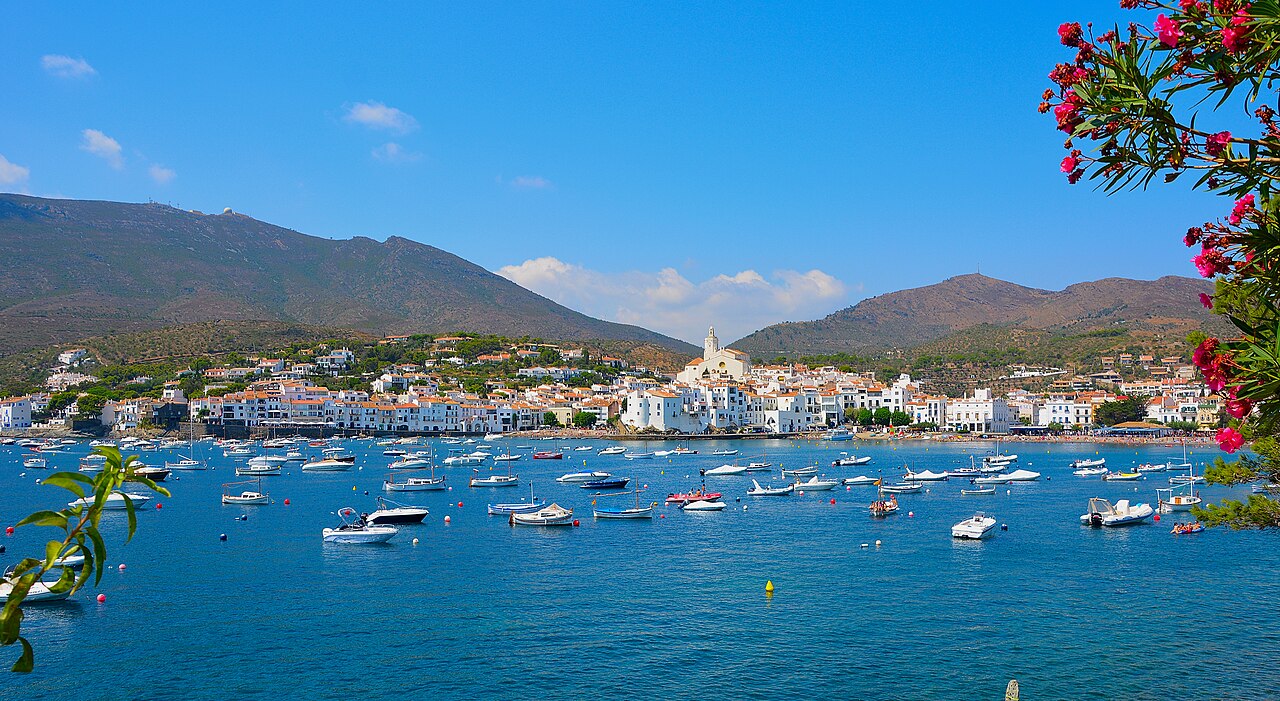 Cadaques Pueblo Marinero